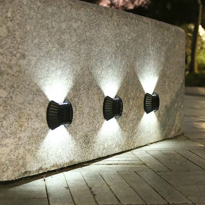 Set 4 Lămpi Solare LED pentru Scară si Perete – Eleganță și Siguranță la Exterior!